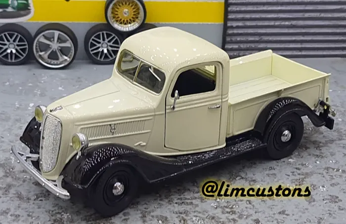 Miniaturas 1:24 - Pickup Ford 1939 Saico