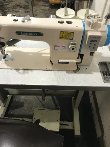 Vendo máquina de costura transporte duplo