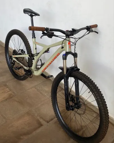 Bicicleta Specialized stumpjumper 2019 Tamanho L 