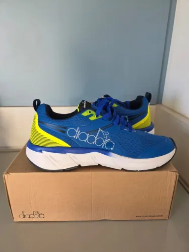 Tênis Diadora modelo Apollo Azul - Tamanho 41