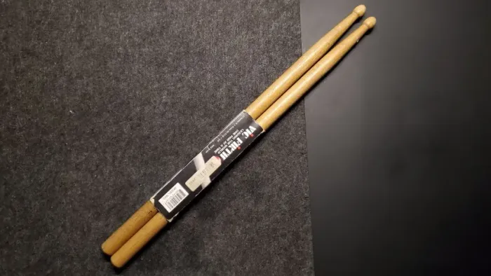 Baqueta Vic Firth Corpsmaster MS2