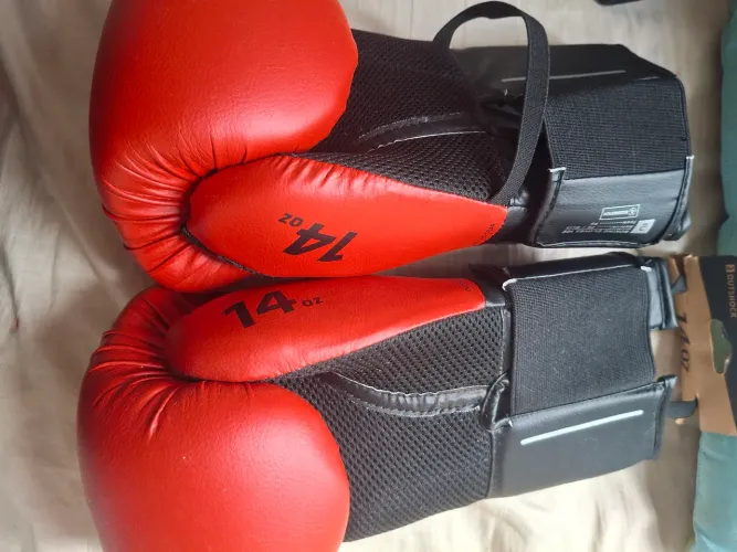 Par de luvas de boxe outshock n 14 0z novas