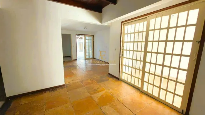 Vende-se Casa em Condomínio com 1° andar em Ponta Negra - Natal/RN