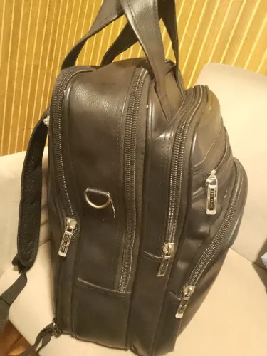 Mochila pouco usada