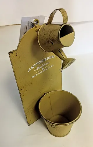 Suporte mini regador para vaso em ferro cor mostarda envelhecido estilo "Vintage" 
