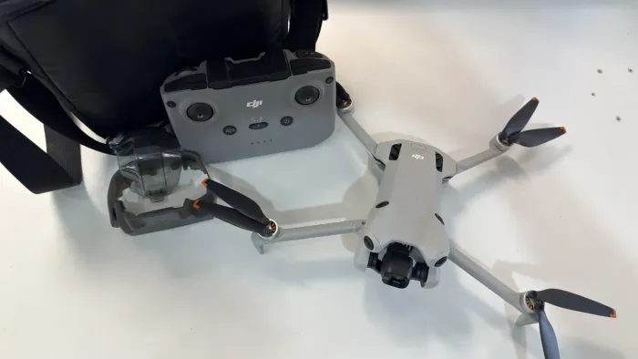 DJI MINI 4 pro (Leia a descrição)