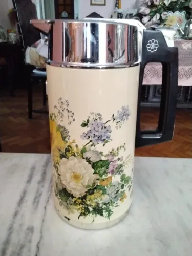 Garrafa térmica japonesa kujaku nunca usada anos 70