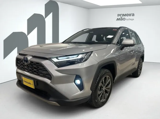 Toyota RAV4 2.5 XSE 4X4 Aut. (híbrido) 2024