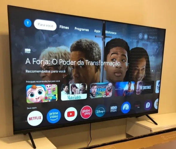 Smart TV TCL Tela Infinita Comando de Voz Completa