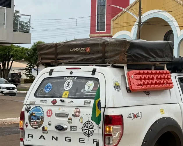 CAPOTA DE FIBRA REFORÇADA PARA BARRACA DE TETO