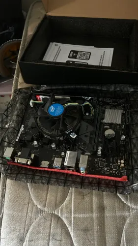 Vendo negóciavel teclado,mouse,mousepad,microfone,placa mão processador memória ram