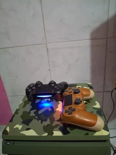 VENDO PLAYSTATION 4 1 TB EDIÇÃO ESPECIAL CALL OF DUTY