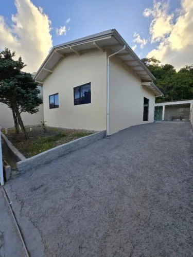 Casa em Penha, próximo a praia alegre, 2 quartos