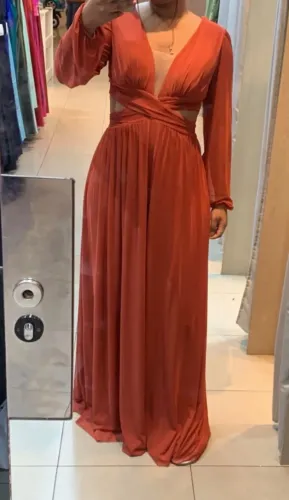 Vende-se vestido de festa utilizado apenas 1x 