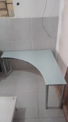 Mesa em L para escritório