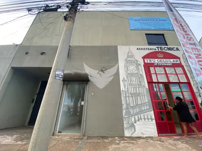 PREDIO COMERCIAL COM RESIDENCIAL NOS FUNDOS