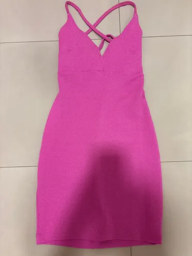 vestido rosa lurex curto