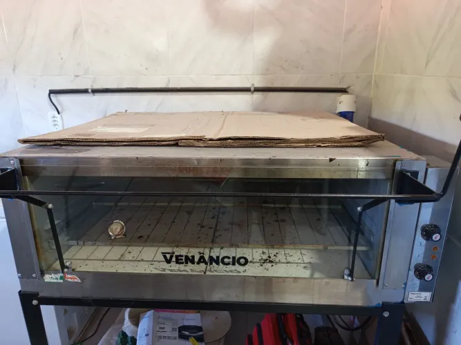 Forno elétrico Venâncio Semi novo