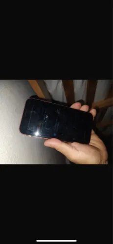 iPhone XR com 128 gigas de memória