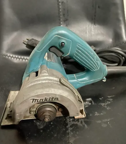 Serra mármore makita 4100Nh3 220V