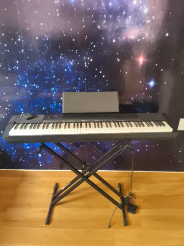 Vende-se Piano Elétrico Cassio