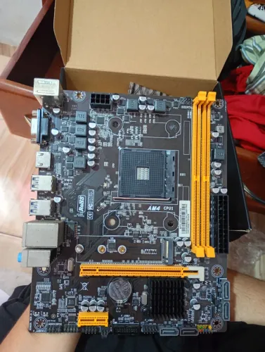 Vendo placa mãe a520 RoHs