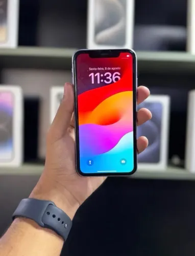 iPhone 11