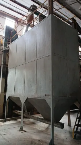 Silo duplo ração pó granulado 30 m³ (15 + 15 m³) com rosca descarga