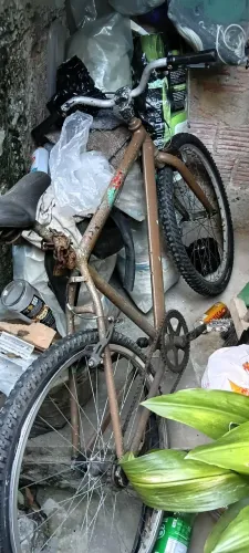 Vendo uma bike de alumínio