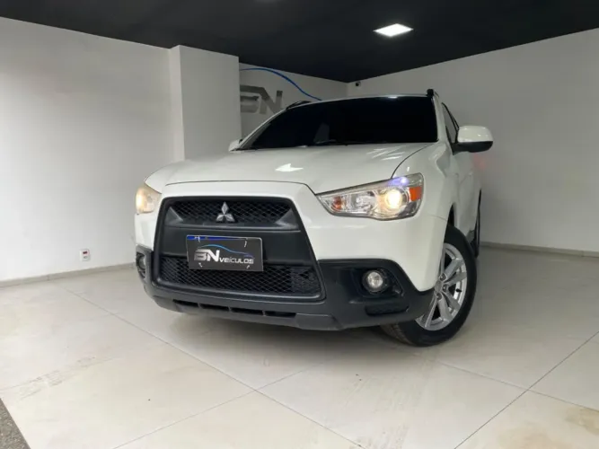 Mitsubishi ASX 2.0 16V 160cv Aut. 2012