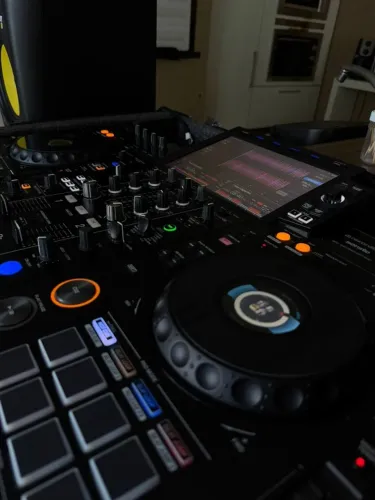 Pioneer XDJ-RX3 + HARDCASE