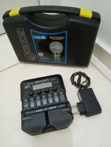 Pedaleira Zoom G1 Four + Microfone Lyco SML58SP - Excelente Estado