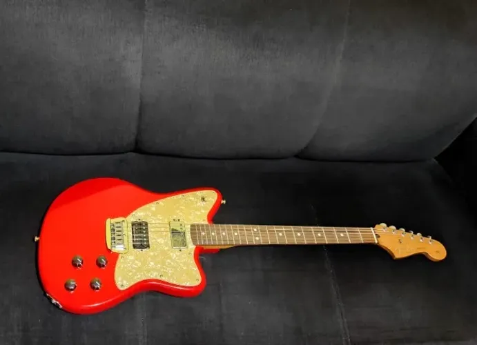 Guitarra Fender Toronado Deluxe, 2003
