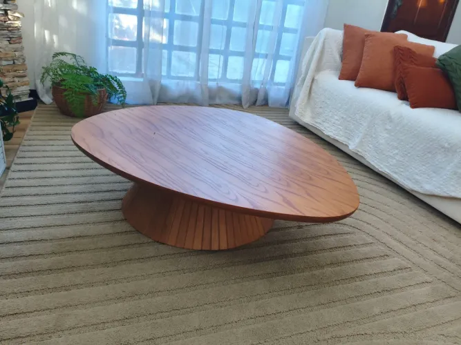 Mesa de centro orgânica