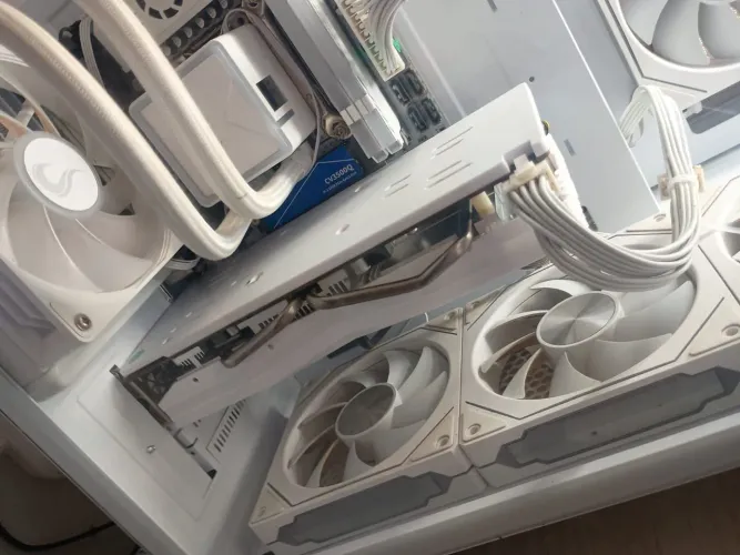 Placa De Vídeo MIlse Amd Rx 580 8gb Gddr5 256 Bits