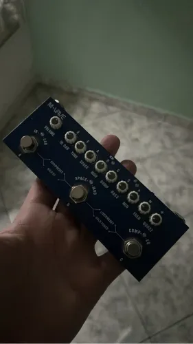 Cube baby bass