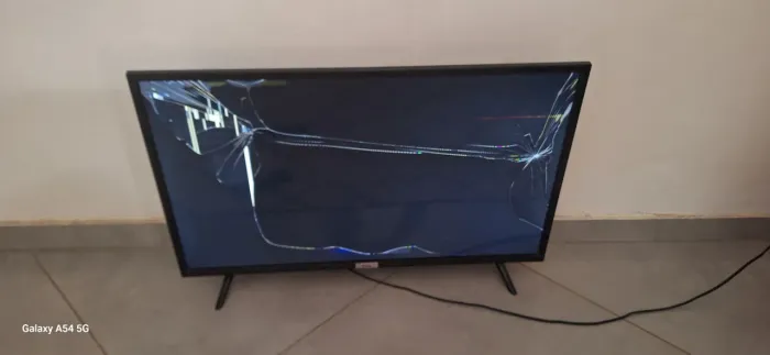 Tv Samsung 32 com defeito + controle novo