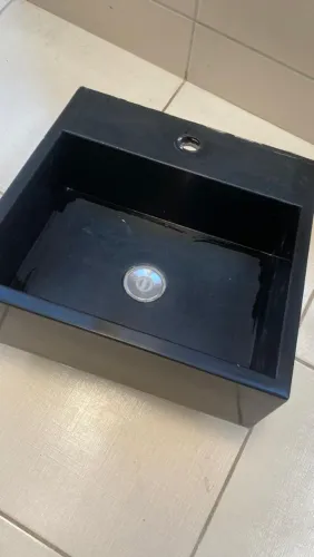 Cuba Quadrada Preta 40 X 40 cm Em Louça + Válvula 