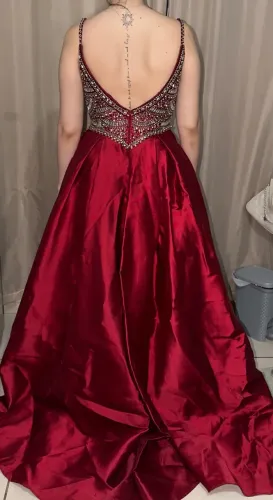 Vendo vestido de festa