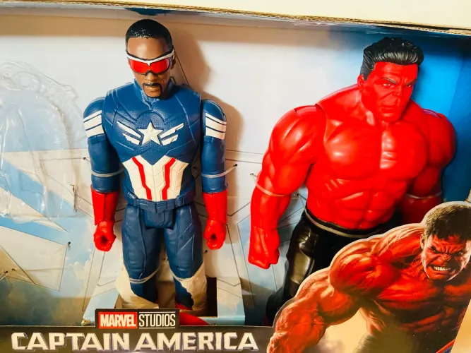 Lote de Bonecos Hulk Vermelho e Capitão 30cm - Super Heróis - 1/6 - Action Figures Marvel