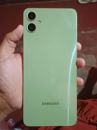 Celular a05