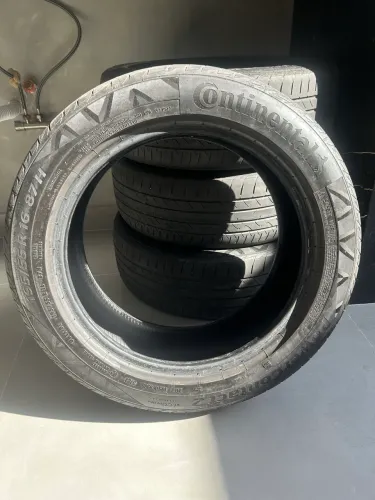 Vendo 4 pneus 195/55/16 Continental