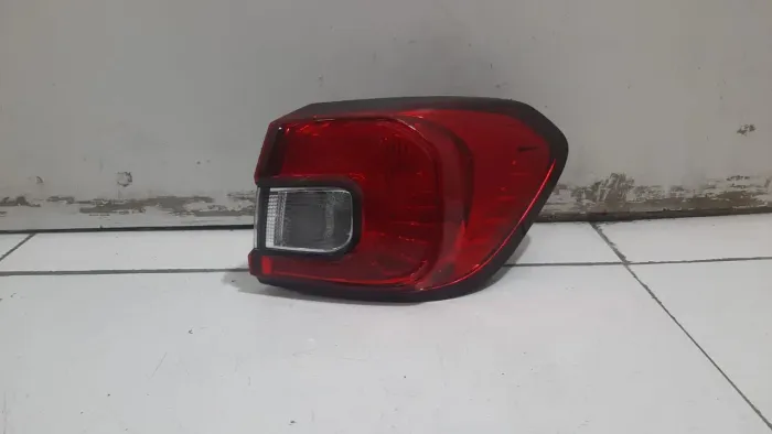 Lanterna traseira Fiat argo lado direito original