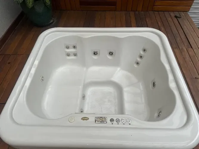 SPA com 5 lugares (jacuzzi)