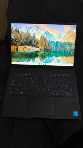 Dell PRO14 (PC14250) - 16GB DDR5 - Core 5 Ultra - 256GB SSD
