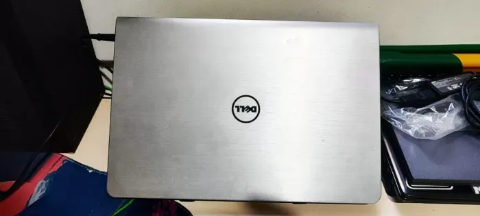 Dell Inspiron 5548- tela touch - i7 - 16 GB - SSD 240 - Radeon R7 260