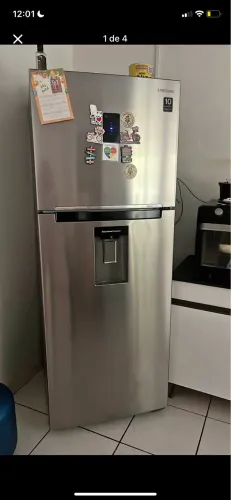 Geladeira Samsung Inox Duplex com Dispenser de Água e Digital Inverter - Excelente Estado!
