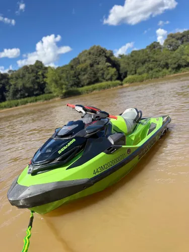 Jet ski RXT 300