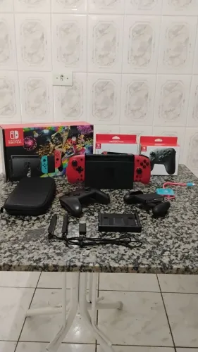Nintendo Switch V2 Desbloqueado Completo + Controle Pro Original + Hori Split Pad Pro