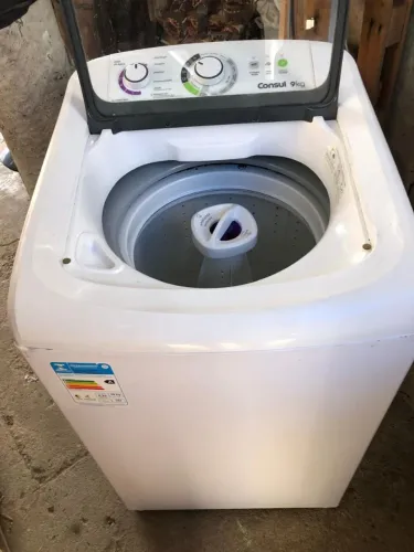 Máquina de lavar roupas 